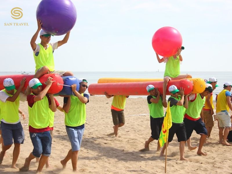 team building cửa lò