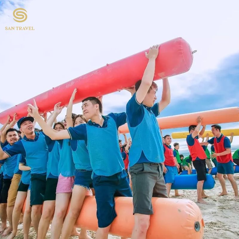 Du lịch team building Là gì